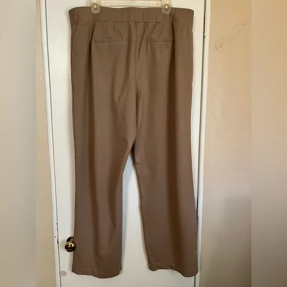 Cato Tan Spandex Pants Size 18/20W - Picture 5 of 5
